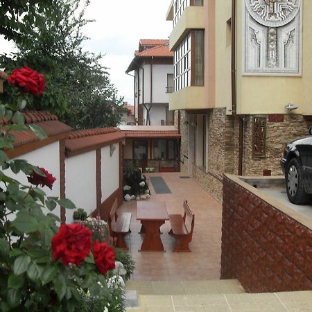 Стаи За Гости - Семейна Къща За Гости Ивел Bansko Eksteriør billede
